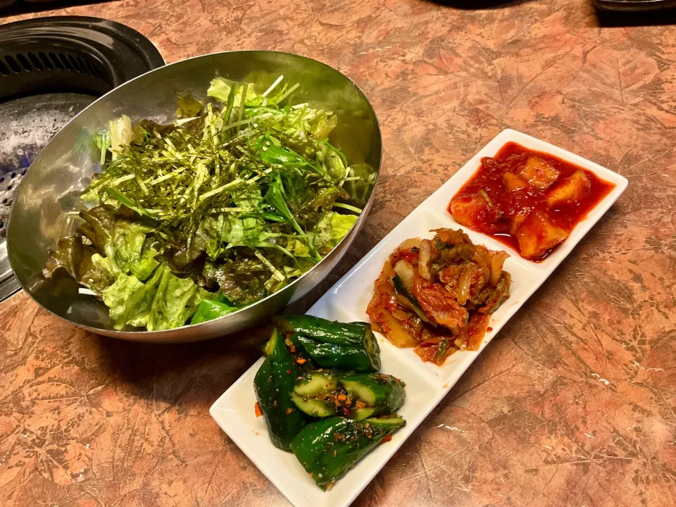 サラダとキムチ盛り|Takeshi  Nagakiさん