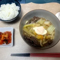 すき焼き煮込みうどん🍲| S h i z🦋さん