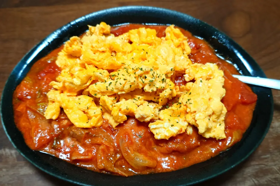 たまごとレタスのトマト煮|mootsさん