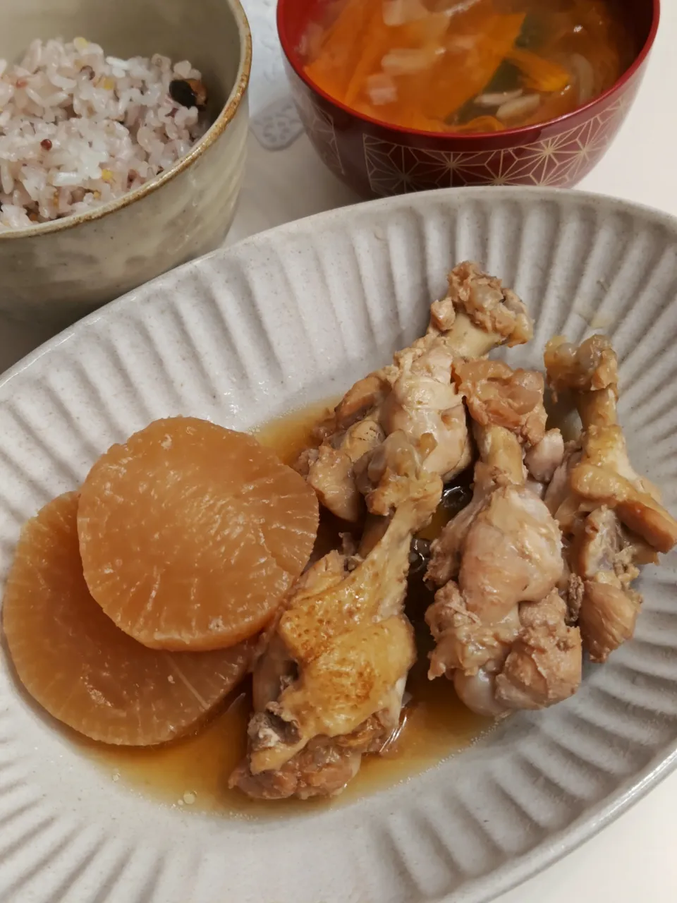 【おでん大根と手羽元煮】|琥珀さん