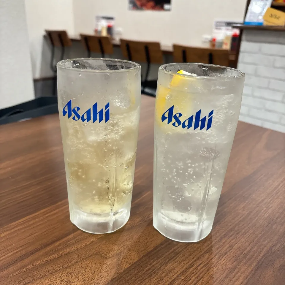 ハイボールとレモンサワー|ちゃみこさん