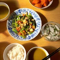 小松菜とカシューナッツと厚揚げ炒め|ちひろさん