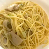 ボンゴレ　残ったアヒージョソース|pranzoさん