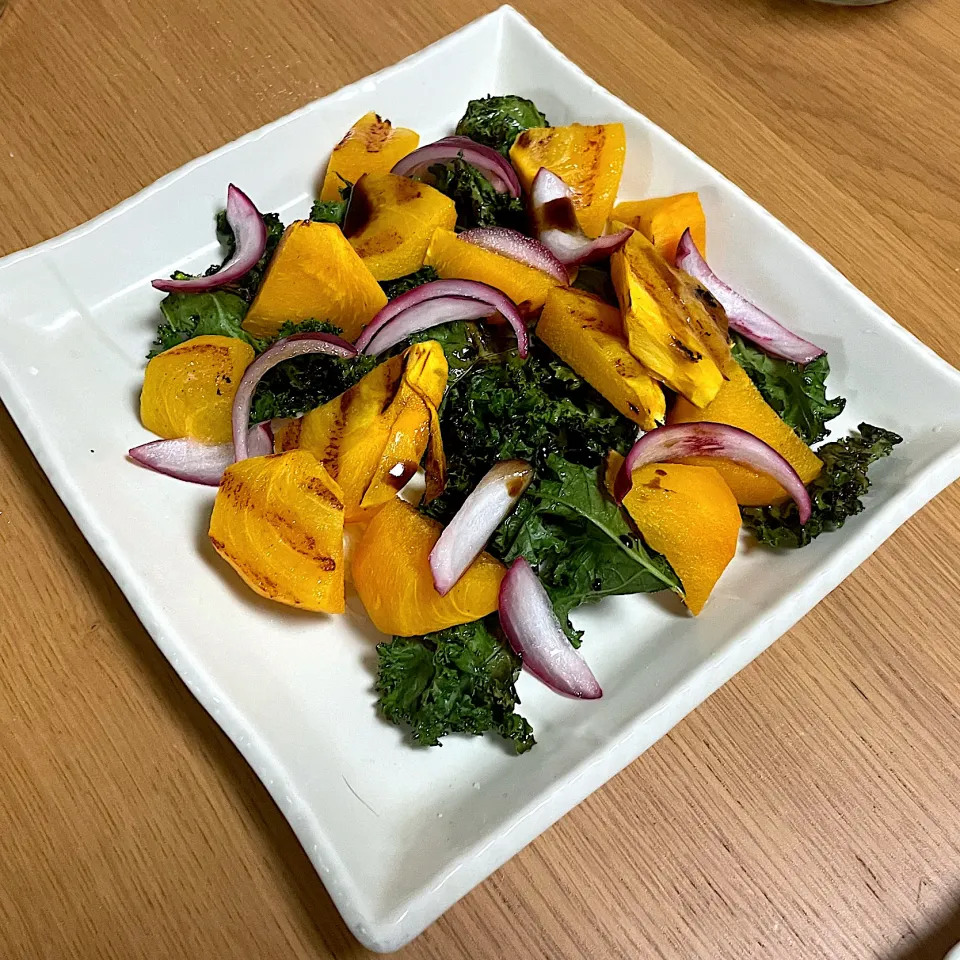 焼き柿とケールのサラダ|sachi ＊さん