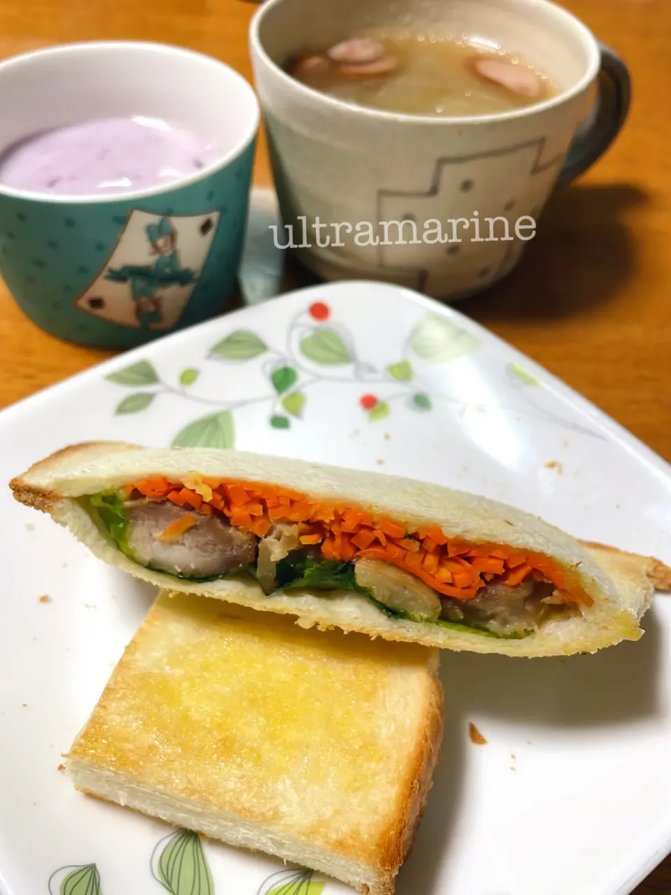 ＊新しいホットサンド網で朝ごはん♪＊|ultramarineさん