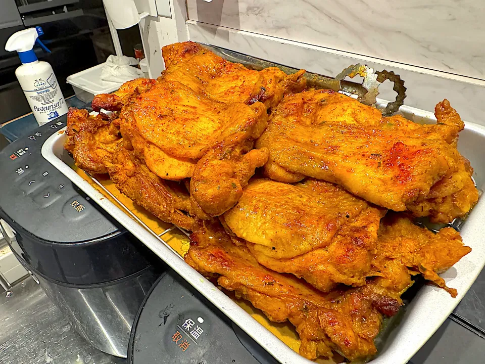 Turmeric and Herb Grilled Chicken|sirakorn owadaさん