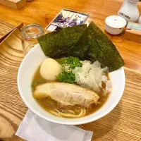 家系？じゃないよ、お屋敷系ラーメン|颯爽の遊び場さん