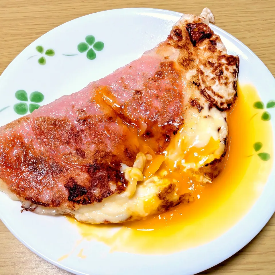 カリとろハムエッグチーズ|akaneさん
