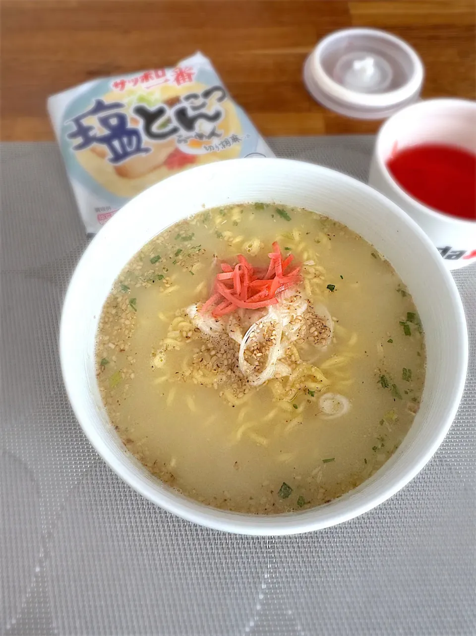 サッポロ一番 塩とんこつらーめん！|morimi32さん