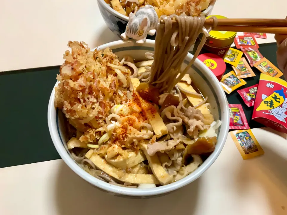 肉　きつね　ナメコ　小海老と紅生姜のかき揚げのお蕎麦|Takeshi  Nagakiさん