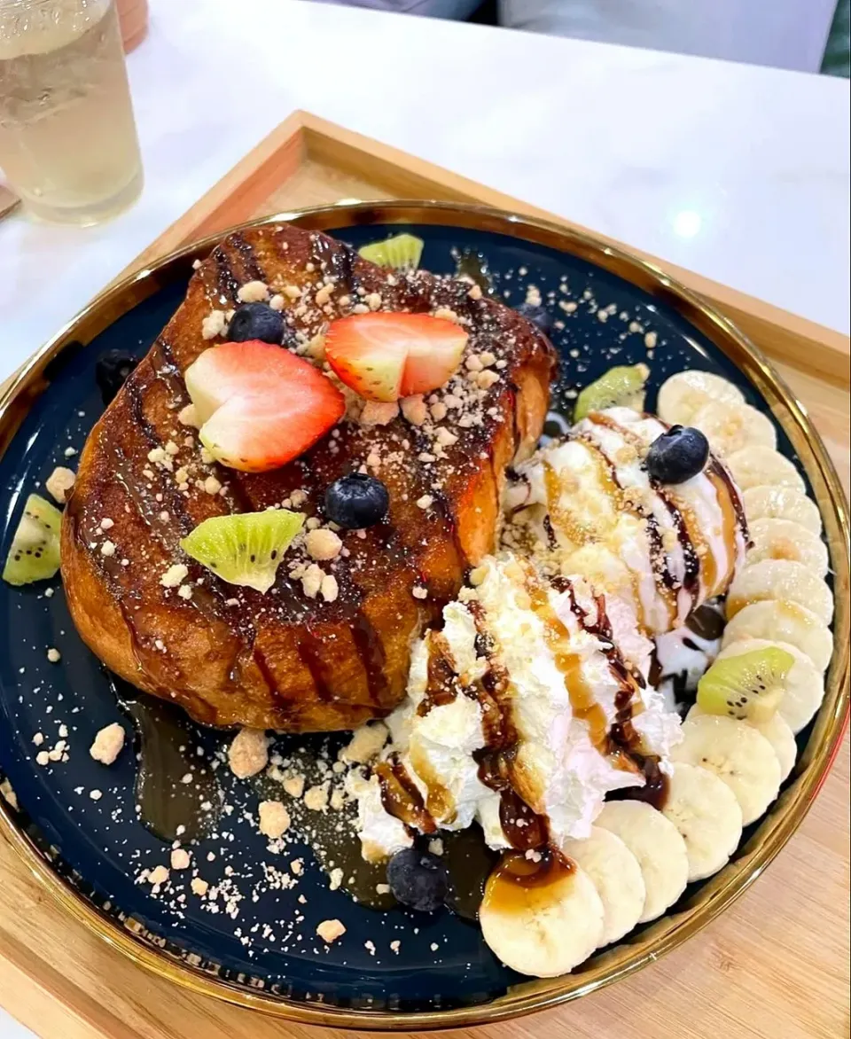 Yummylicious Honey French Toast w/ Mixed Fruit 🍞🍯🍌🍓🥝🍇🤤|An'leeさん