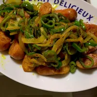 ピーマンとソーセージのカレーマヨ炒め|心に七つの傷の男さん