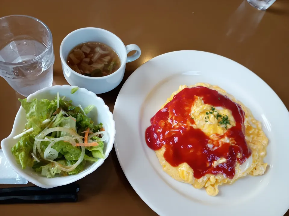 レストランのオムライス|ゆずさん