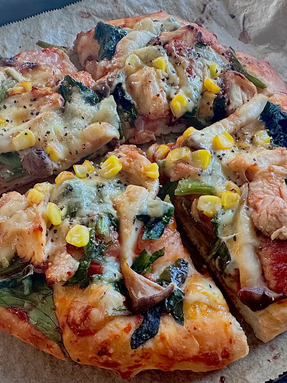 炭火焼きチキンピザ|くまちゃんさん