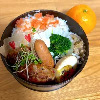 ハンバーグ🥚子和え🥦ウインナー🍊|JKお弁当さん