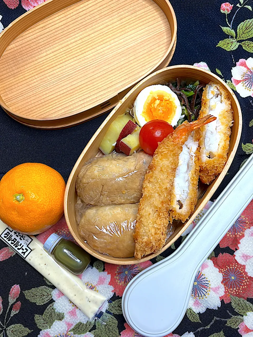 11/25 ミックスフライ&お稲荷さん弁当|JUNe28さん