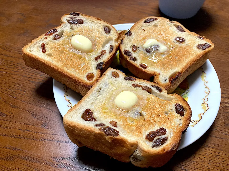 ぶどうパン|はっちぃさん