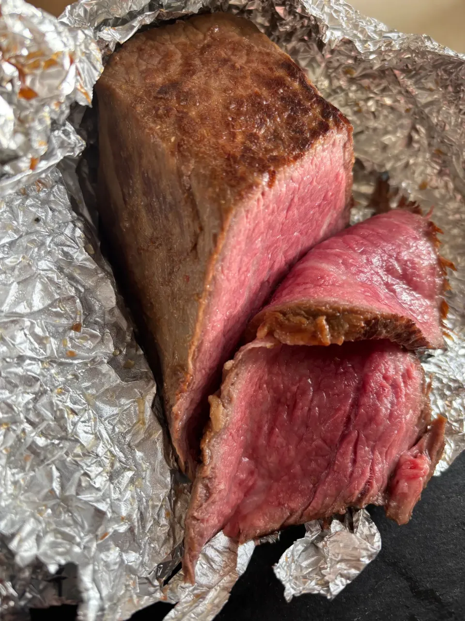 エバラ黄金の味焼肉のたれローストビーフ|まゆさん