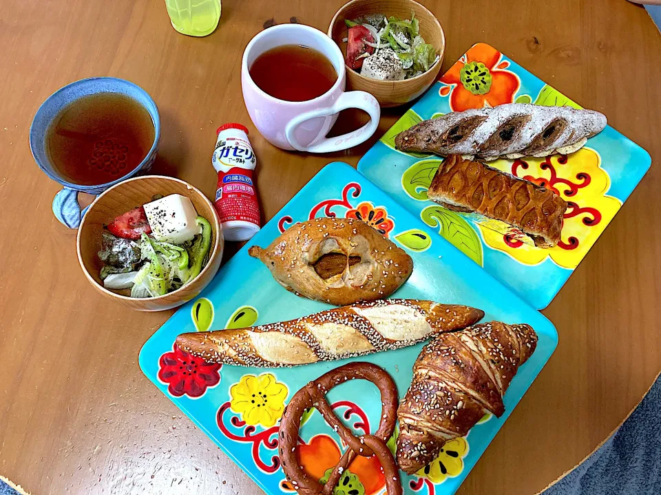 久しぶりに大好きなサイラーのパンでランチTime🎵|さくたえさん