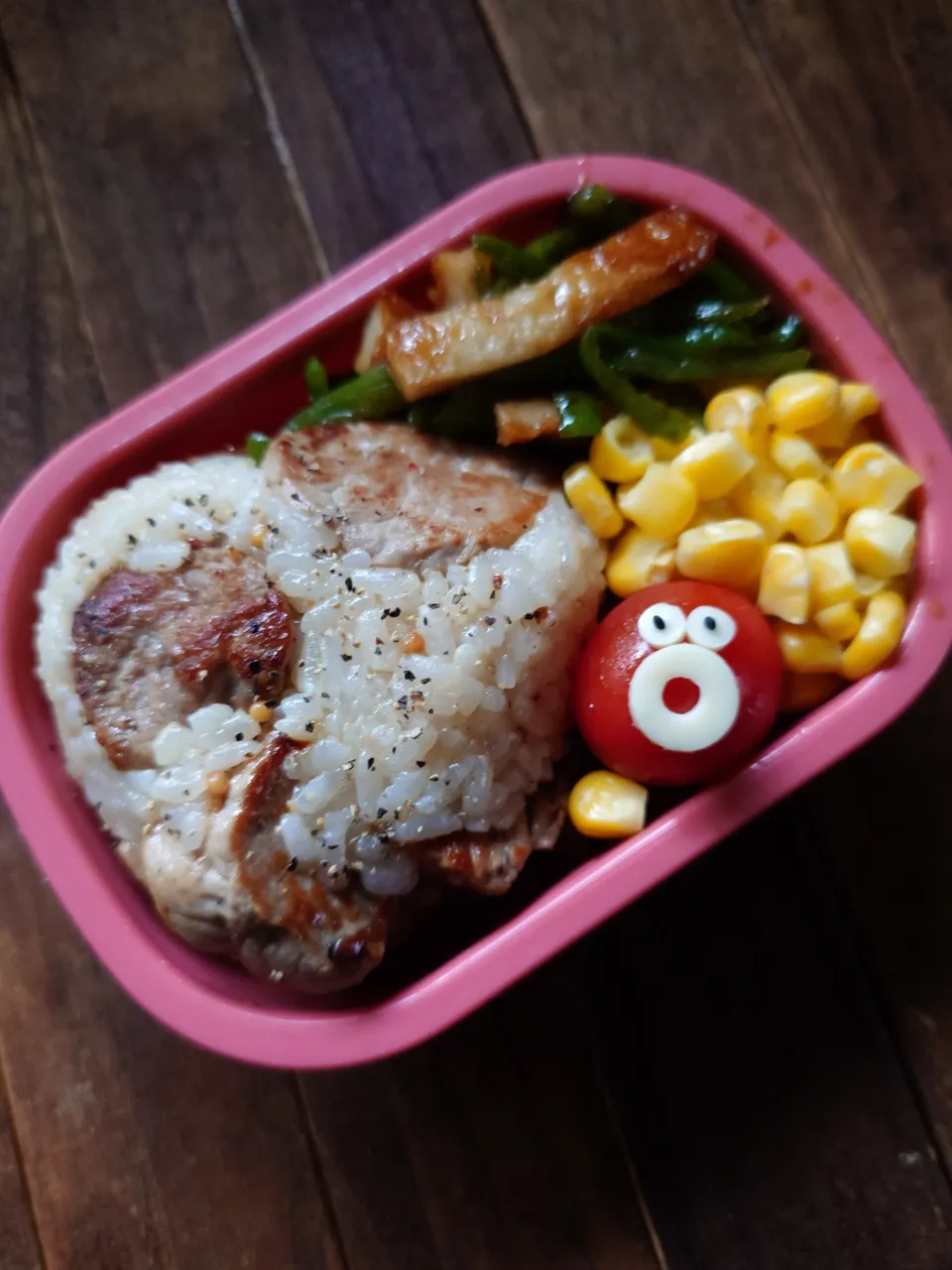 漢の…次女用🍱塩トンテキおにぎり弁当|ᵏᵒᵘさん
