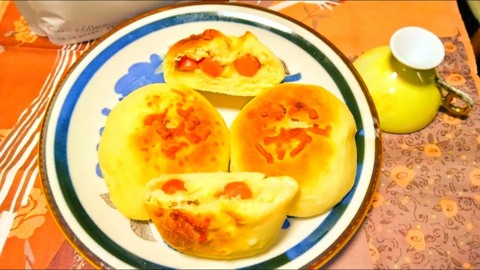 レシピ本から。ウィンナーチーズパン。|りささん