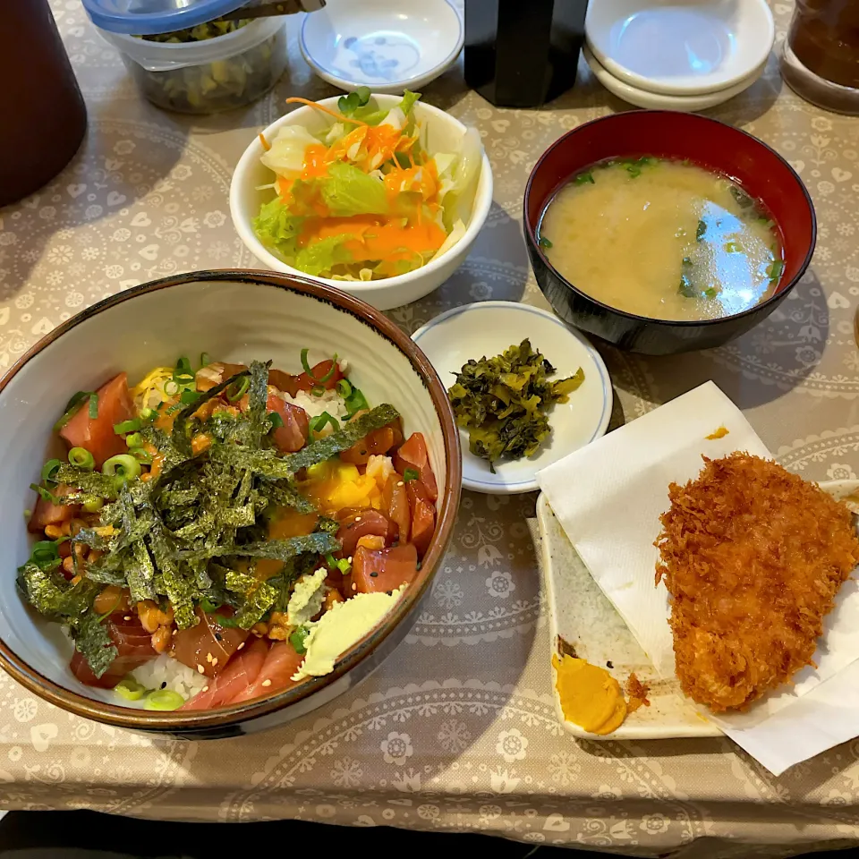 納豆鉄火丼 ヒレカツ1枚セット|T. Wonderさん