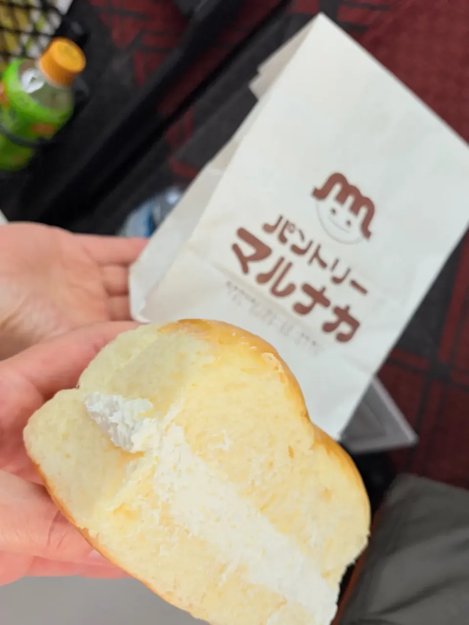 ご当地パンの牛乳パン|お家でbar!さん