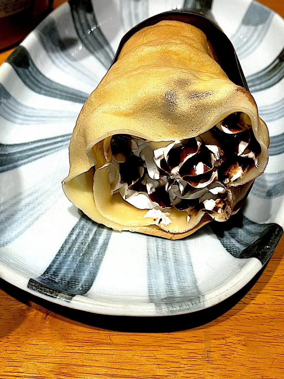 雨降っちゃったんでもう一度洗車してからの #おやつ　チョコクレープ|ms903さん