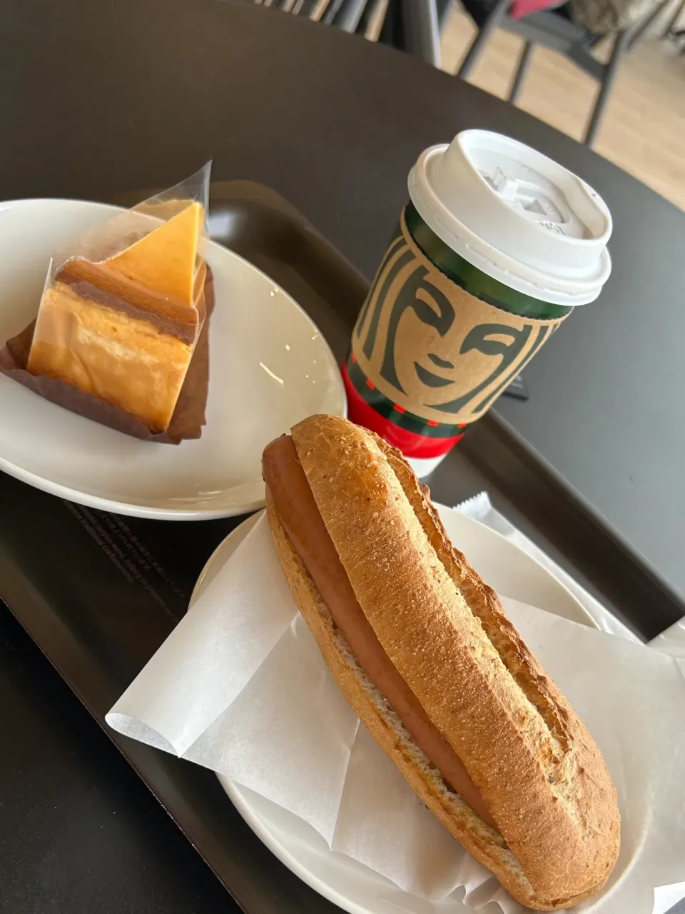 スタバで|Morito Kamiyaさん