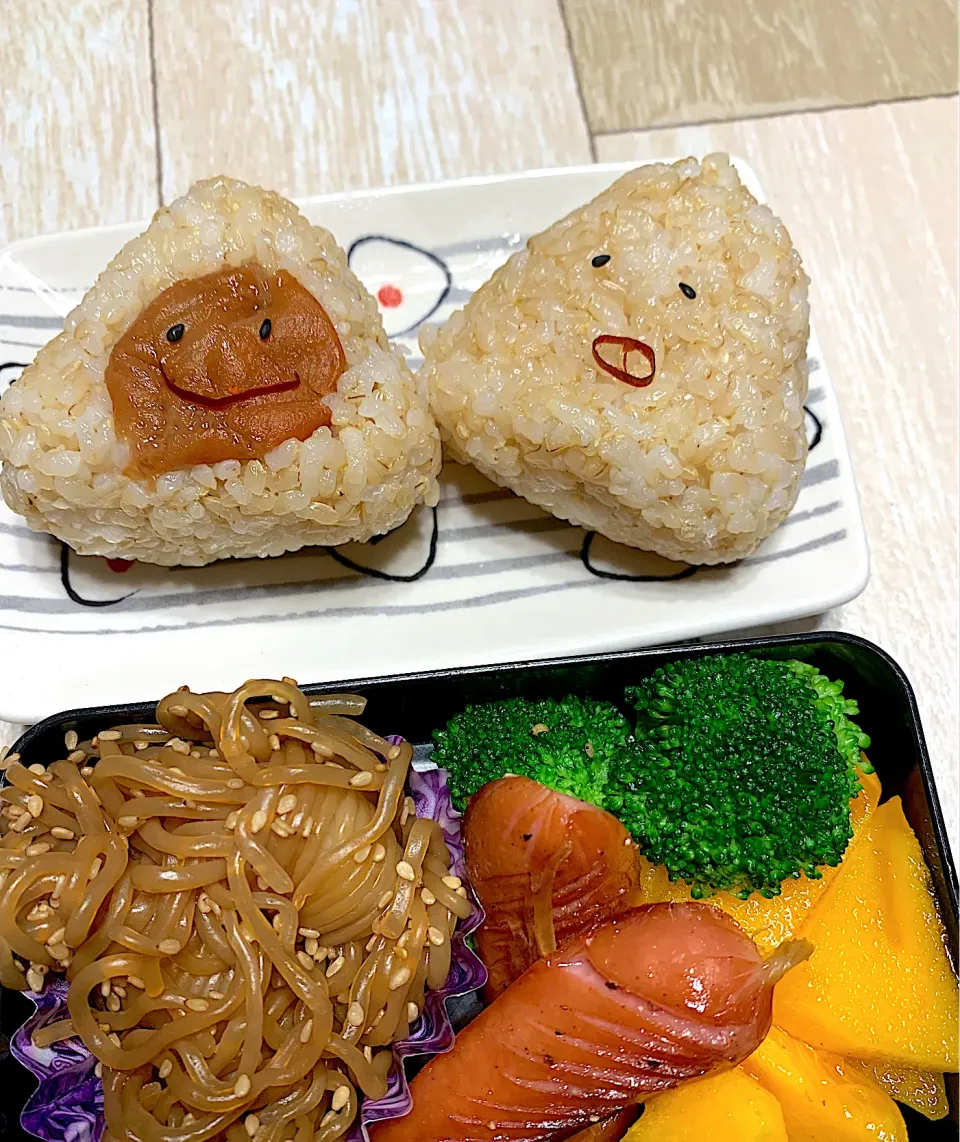 11/26顔おにぎり弁当|みっこちゃんさん