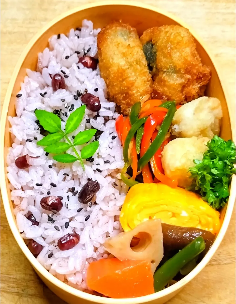 お赤飯弁当🍱|にゃん(=^・^=)さん