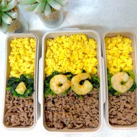 ３色丼🦐|💜-𝐈𝐙𝐔𝐌𝐈-💜さん