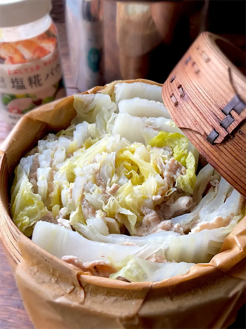 塩糀パウダーde白菜と豚肉のミルフィーユ蒸し♨️|9421beruさん