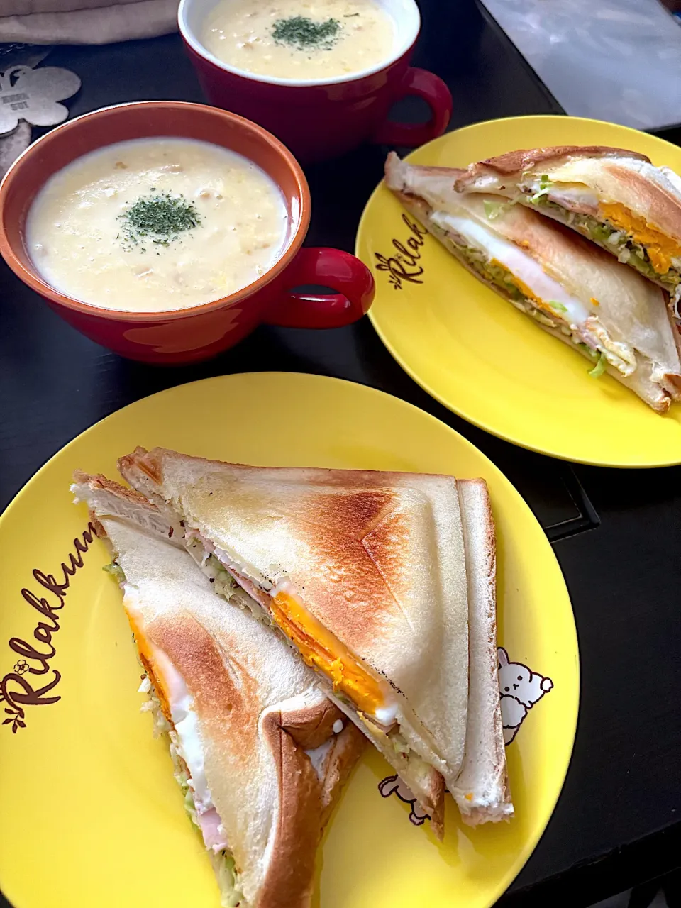 キャベツとハムエッグのホットサンド|ハルさん