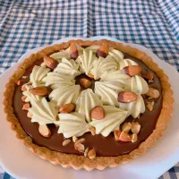 ピスタチオとアーモンドショコラのタルト|やっちゃんさん