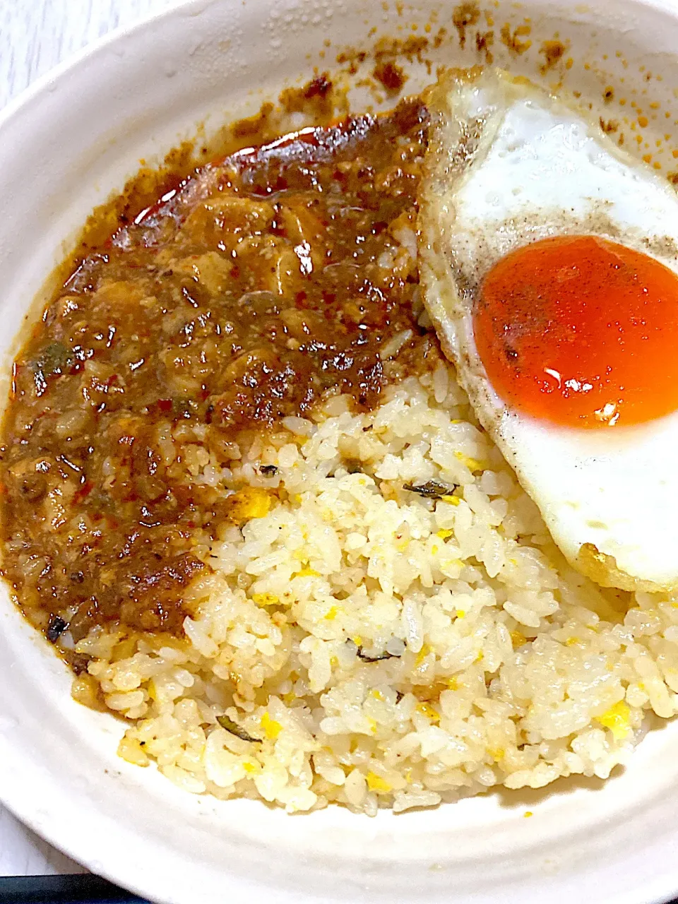 雑穀米で麻婆ライス、ルッコラのサラダ|Ayaさん