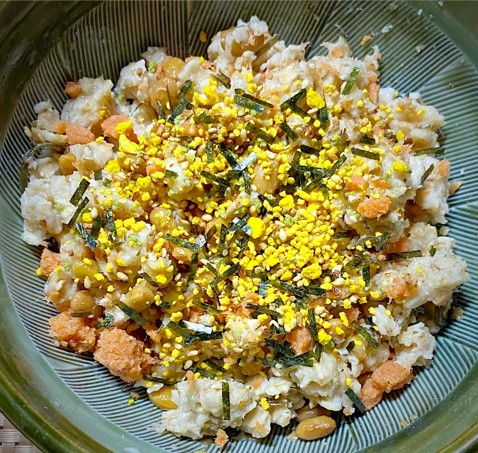 納豆混ぜご飯|すくらんぶるえっぐさん