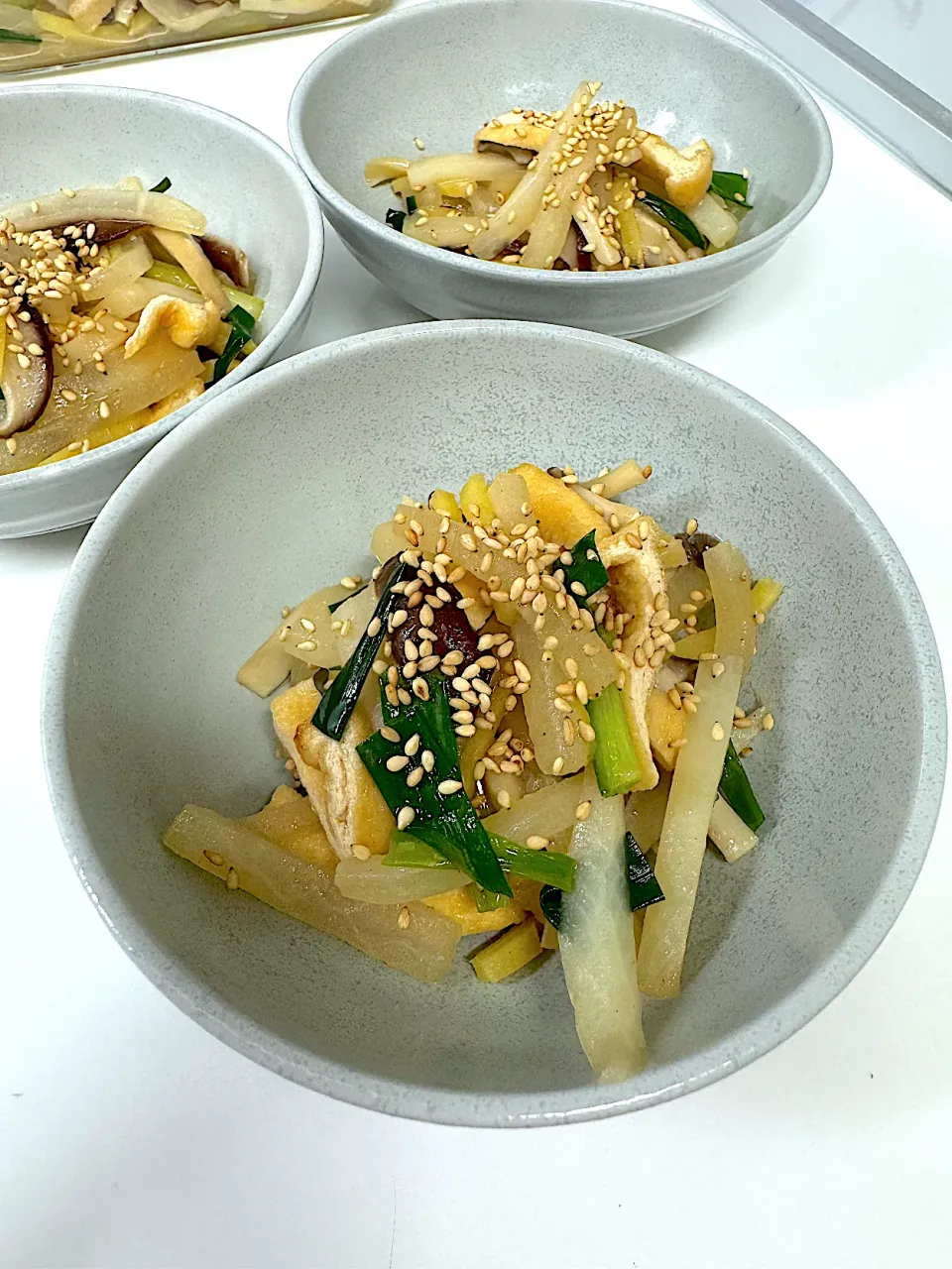 大根ときのこと油揚げの炒め物|miyuさん