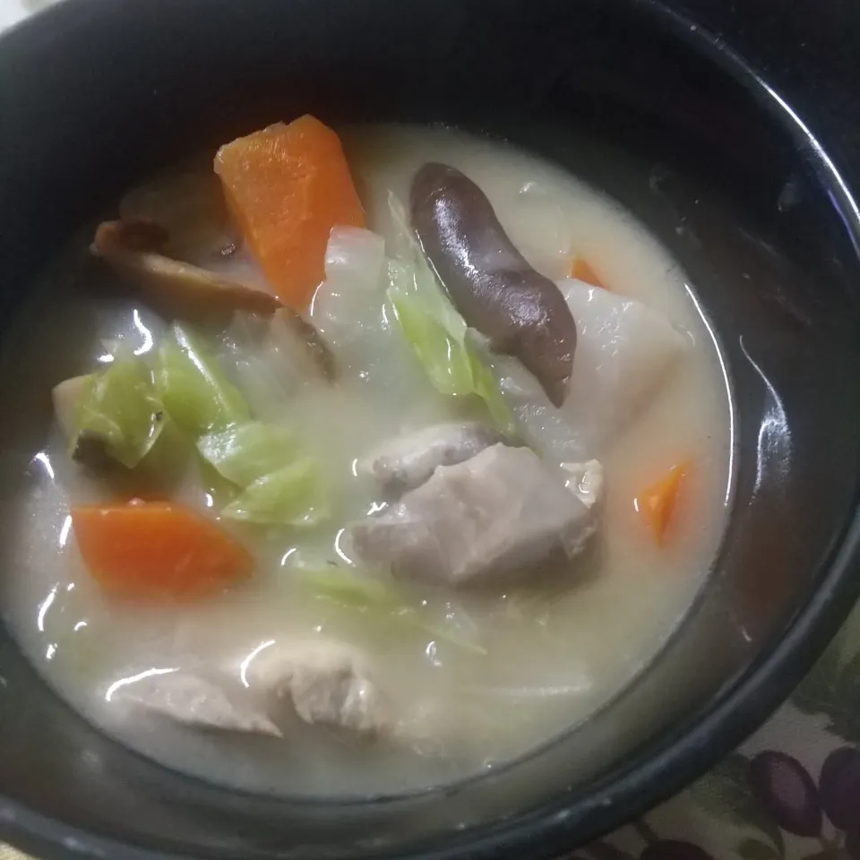 チキンクリームシチュー  大根&干し椎茸入り
|はやとさん