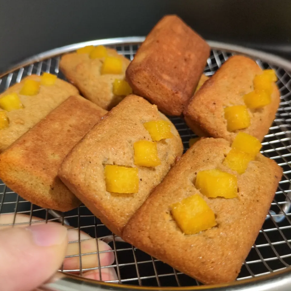 米粉さつまいもフィナンシェ|つくもさん