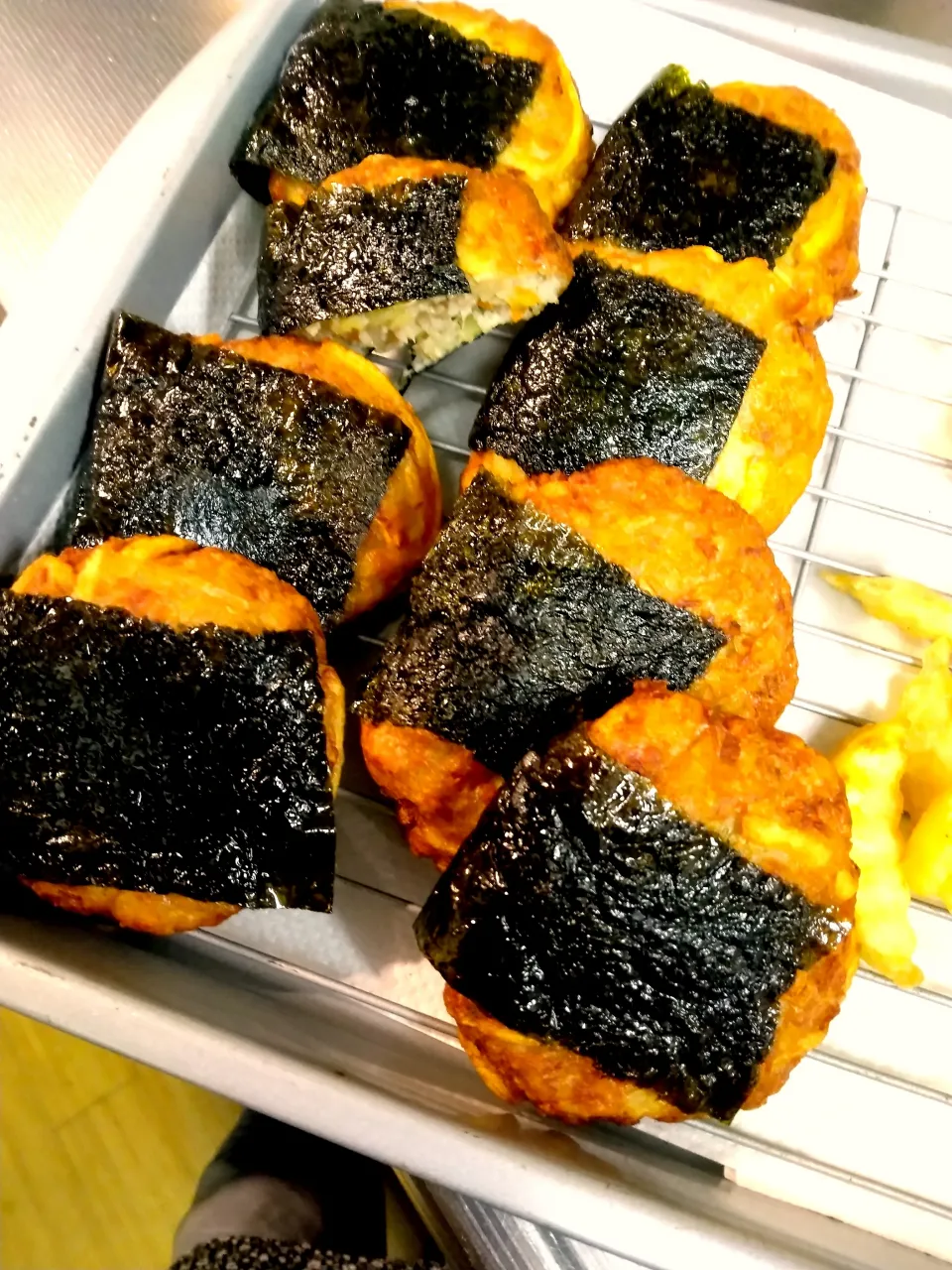 豆腐と鶏ひき肉のいそべあげ|山木屋さん