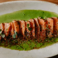 —Salmon Tataki—

Seared salmon, celery sauce 


#salm|Marija Besovicさん