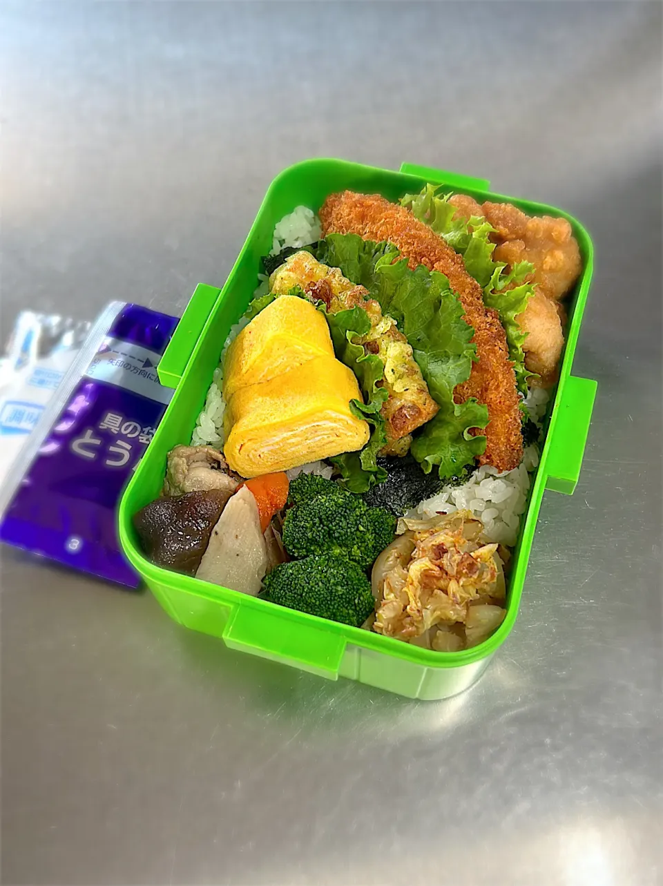 R7.11/27 ㈭  ·͜·♡ 今日のお弁当 👨🏻‍🍳|hamakoさん