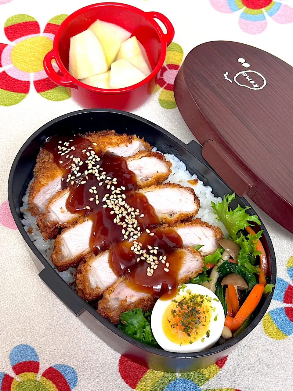 とんかつ弁当|Chiharϋnさん