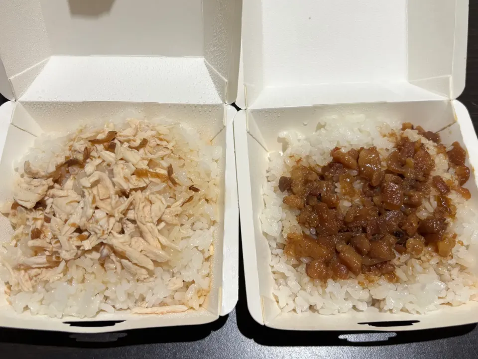 念願の鶏肉飯と魯肉飯17時半からオープンだけど15分前から並んで早めにゲットしました。|Tenさん