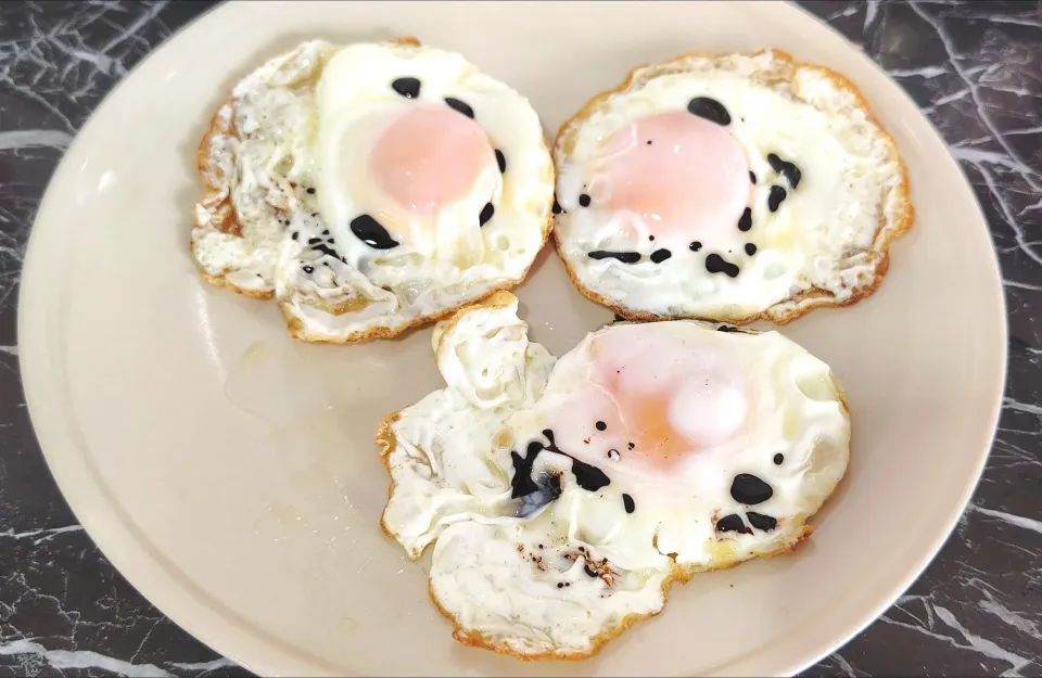 Lunch fried eggs 荷包蛋🍳😍😋|🍒lynnlicious🍒さん