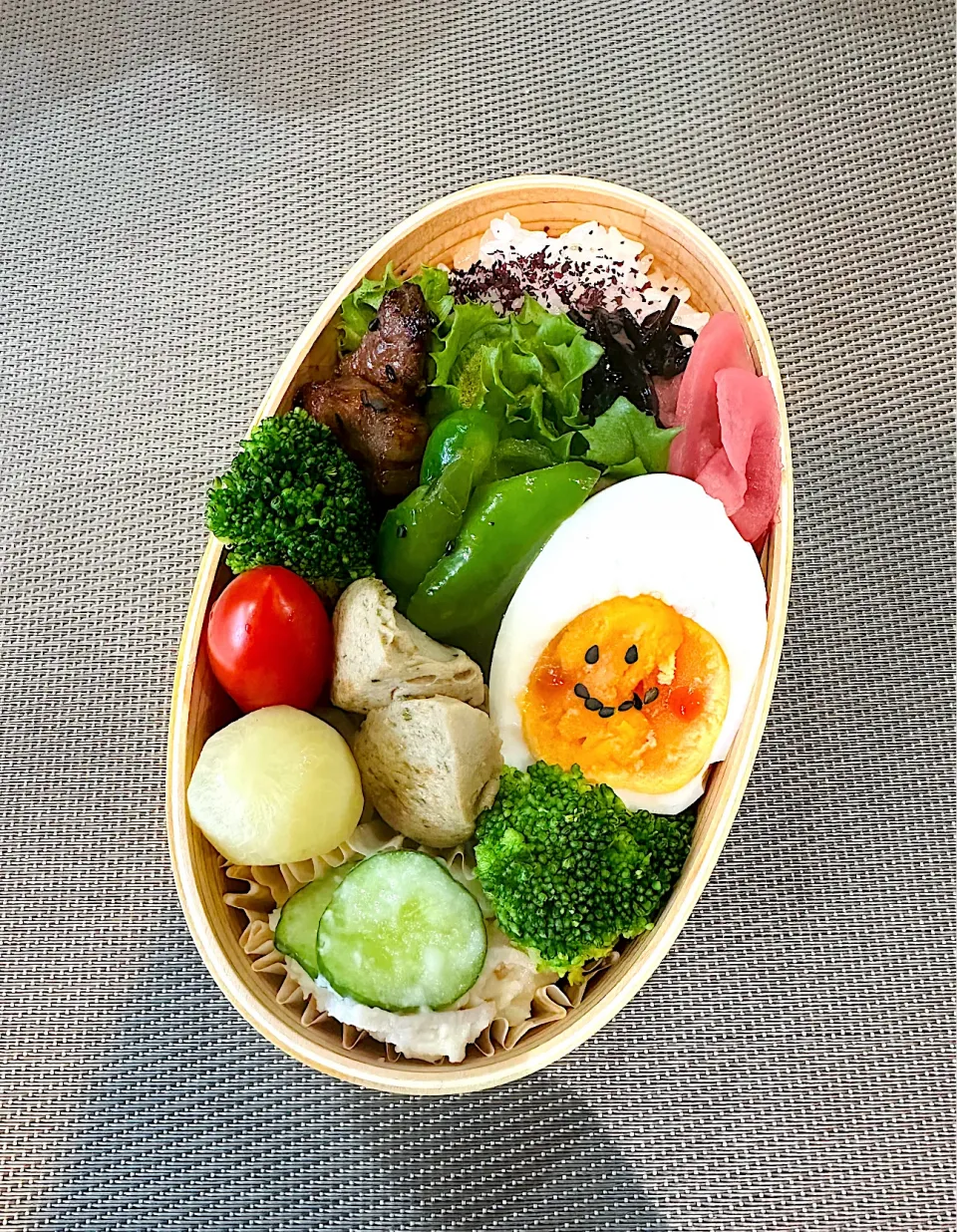 "ブサ可愛なニコちゃん"卵入り弁当|kazuさん