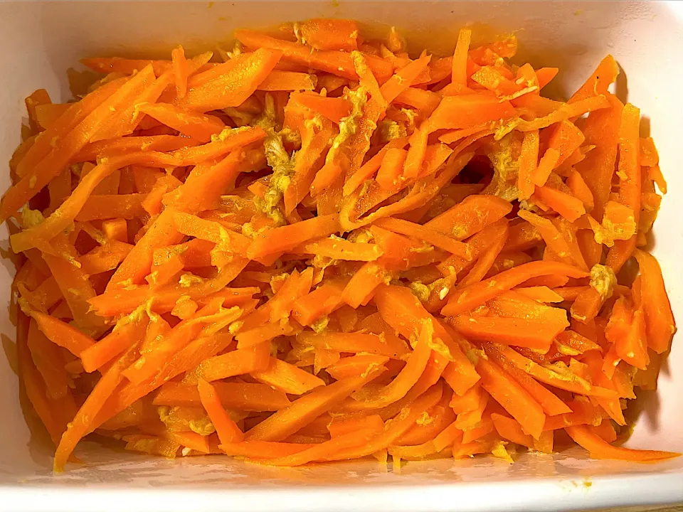 常備菜＊カレー風味のにんじんマリネ|茶茶茶さん