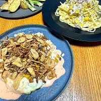 豆乳クリームパスタ
明太ポテサラ
ささみスティック、枝豆カリカリ揚げ、
北海道から送られてきた伯爵(男爵ではない)🥔を使ってフライドポテト|naoさん