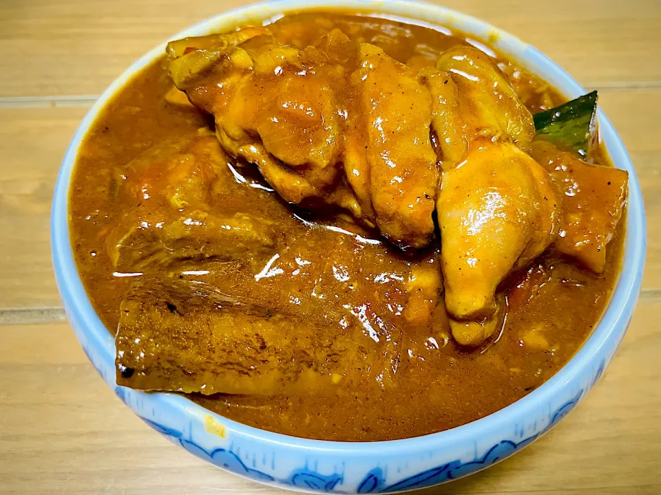 チキンがうまい！ごぼうチキンカレー🐥|ご飯はん♪さん